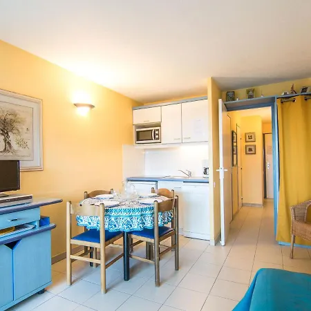 Les Marines-28 By Interhome